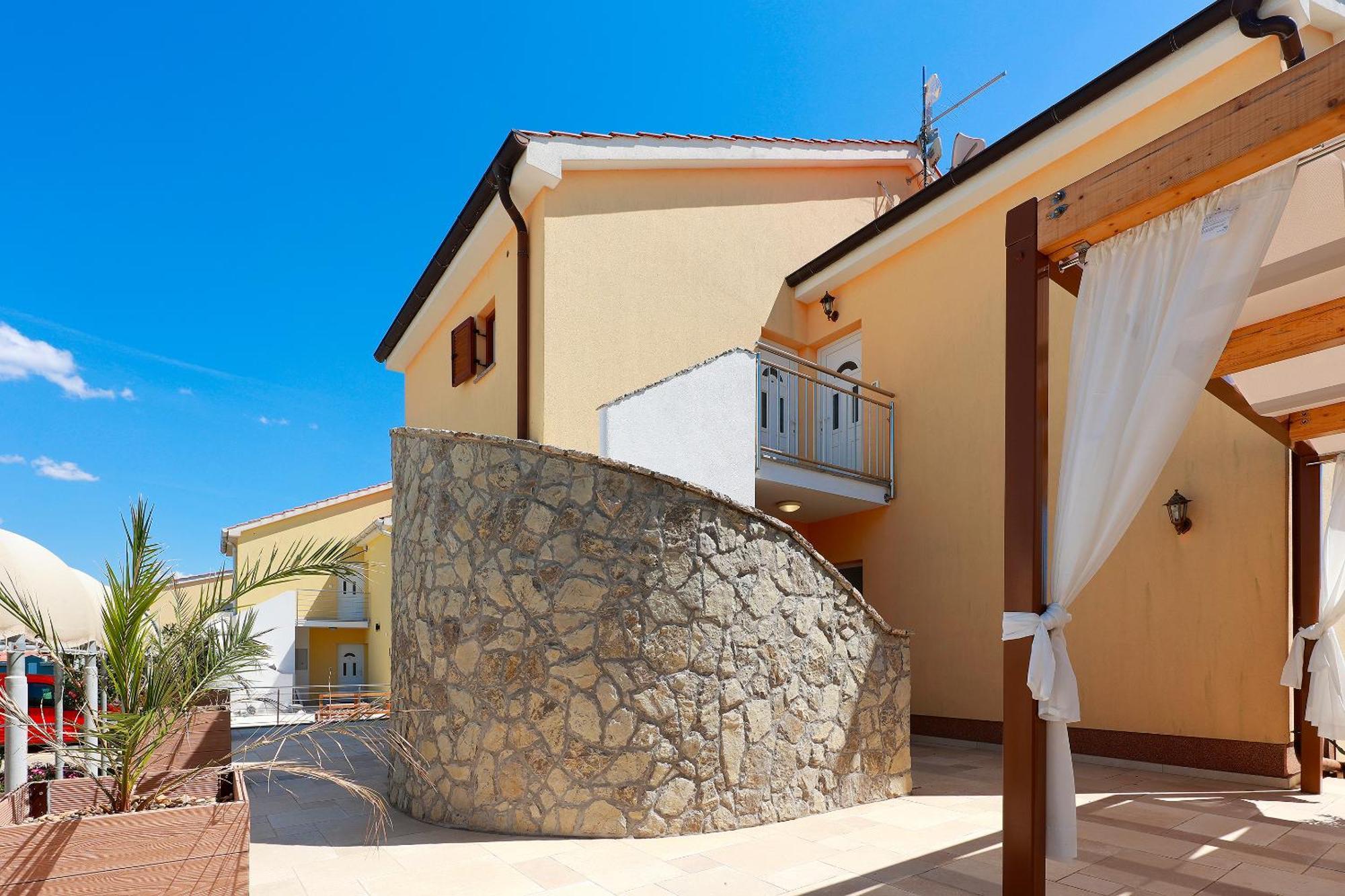 Apartments Omanovic Čižići Zewnętrze zdjęcie
